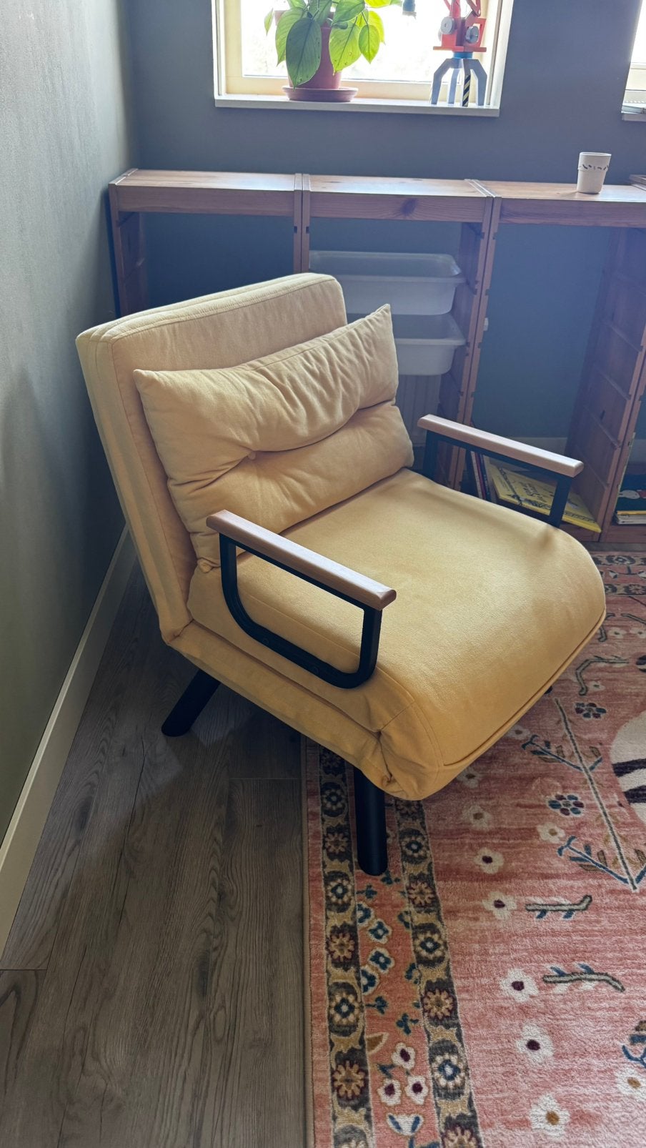 Eenpersoons slaapfauteuil mosterdgeel, Huis en Inrichting, Slaapkamer | Slaapbanken, Ophalen, Geel, 190 cm of minder, Zo goed als nieuw