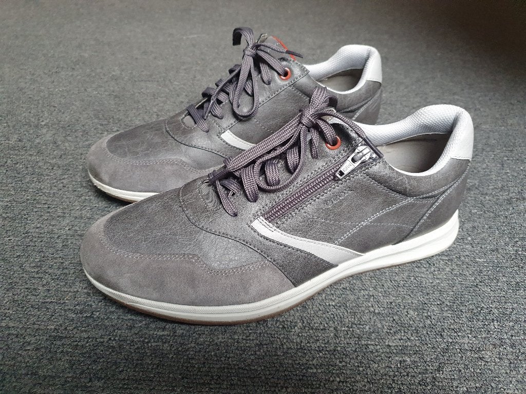 GEOX leren sneakers grijs / wit mt 43 ZGAN, Overige kleuren, Ophalen of Verzenden, Geox, Sneakers of Gympen