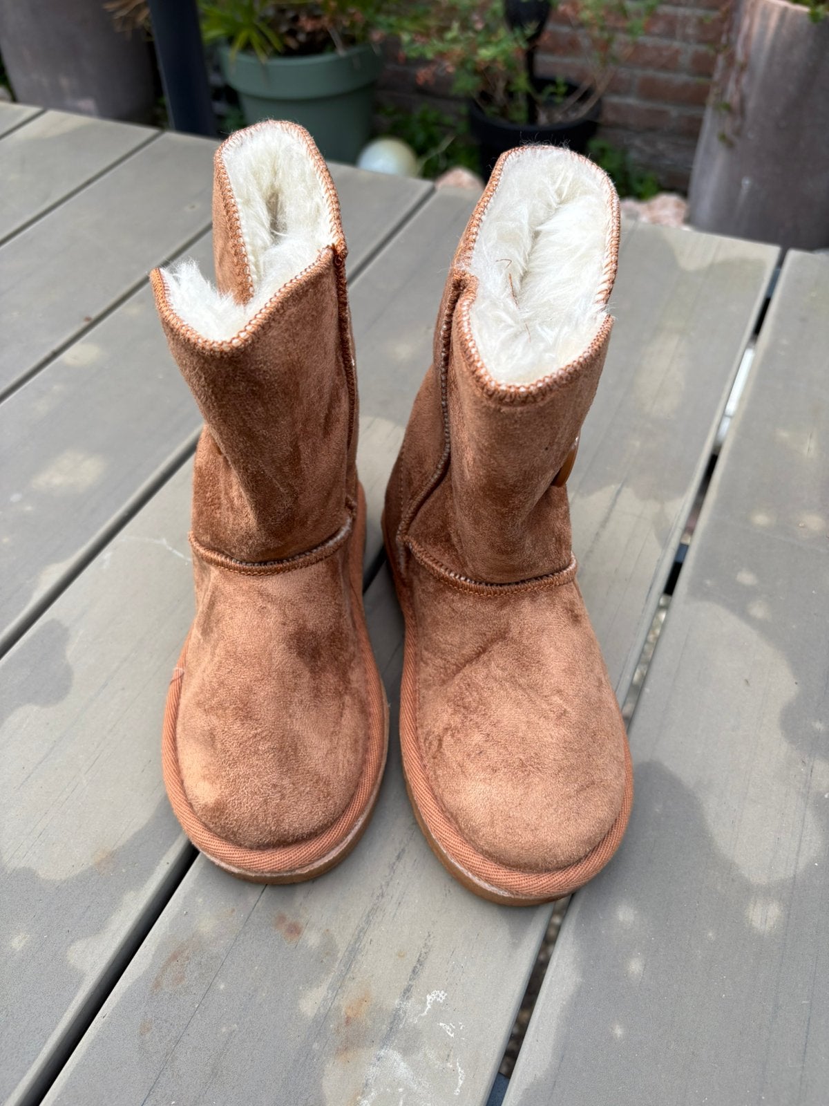 Kinder UGGs, Kinderen en Baby's, Ophalen of Verzenden, Zo goed als nieuw, Jongen of Meisje, Laarzen