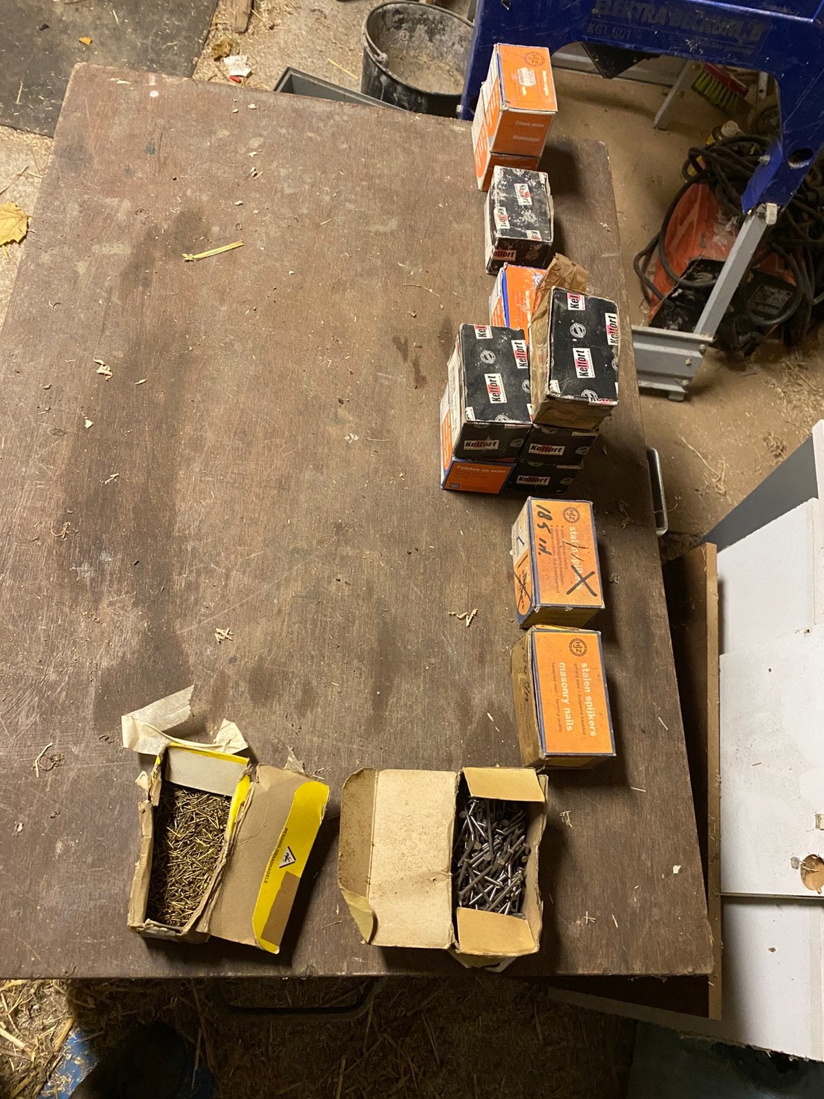 Stalennagels van 30 tot 100 mm lang ., Minder dan 25 mm, Ophalen of Verzenden, Zo goed als nieuw, Plank