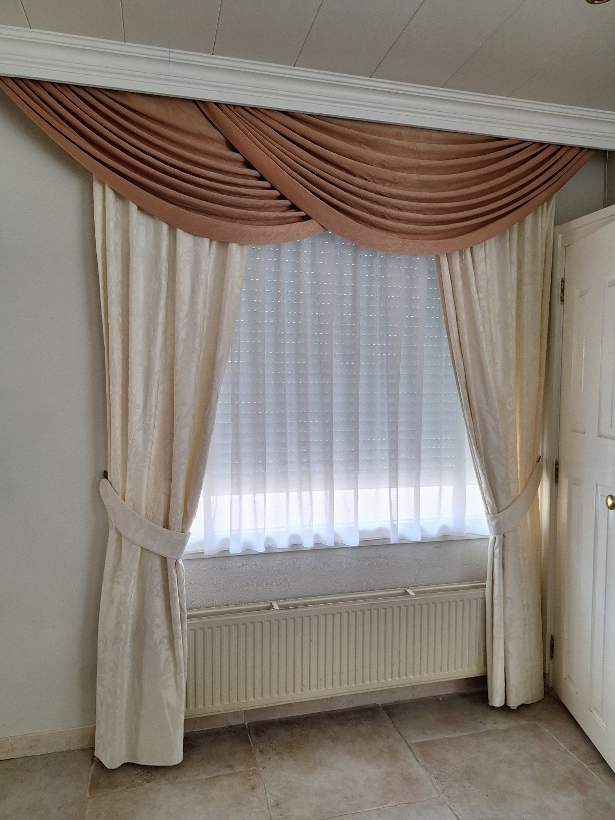 Draperie Siergordijnen 6 stuks goud / camel, Ophalen of Verzenden, Zo goed als nieuw