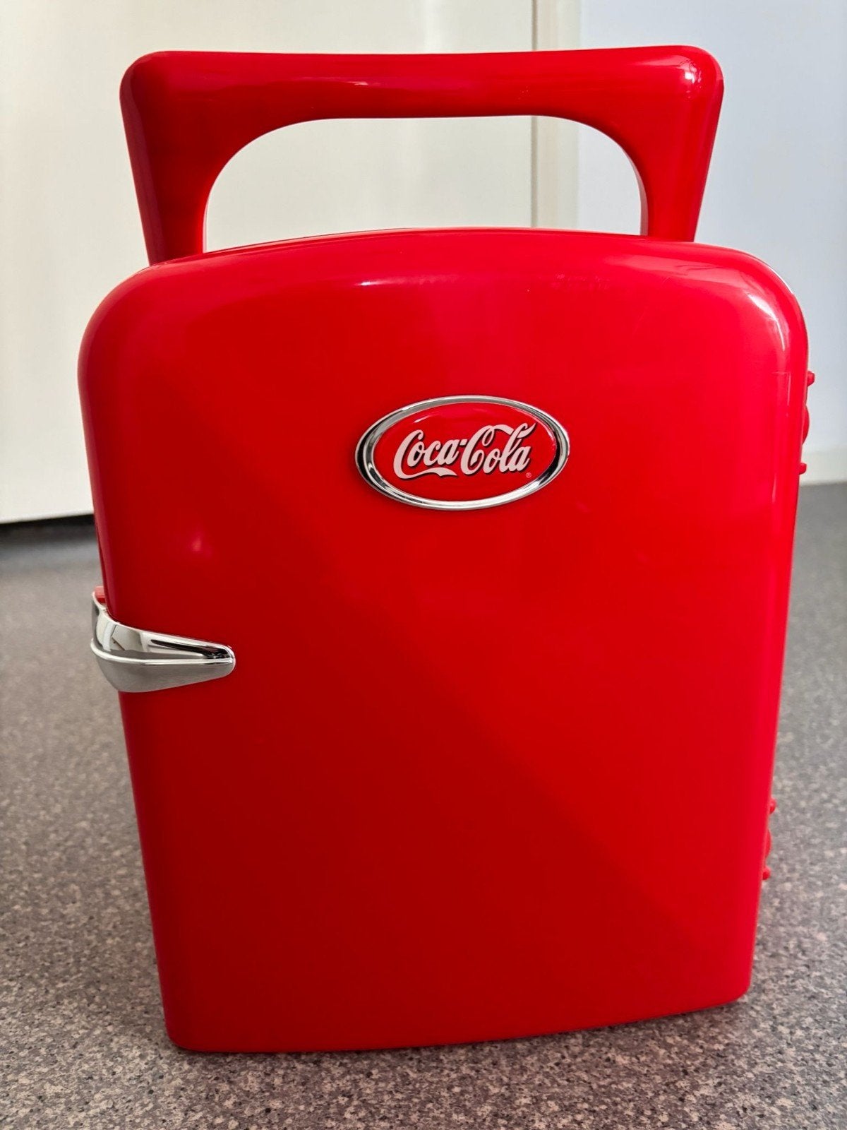Kleine koelbox Coca Cola in de vorm van een koelkast, Ophalen