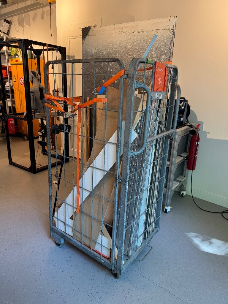 Rolcontainer 3-zijdig dicht, 100 liter of meer, Ophalen, Gebruikt, Transportkar