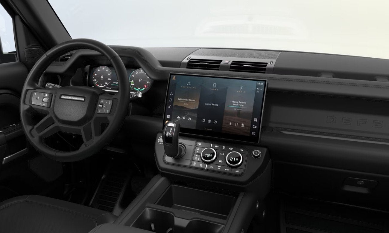 Land Rover Defender 110 P300e 110 Dynamic SE Edition | Schui, Auto's, Automaat, Zwart, 4 cilinders, 38 km/l