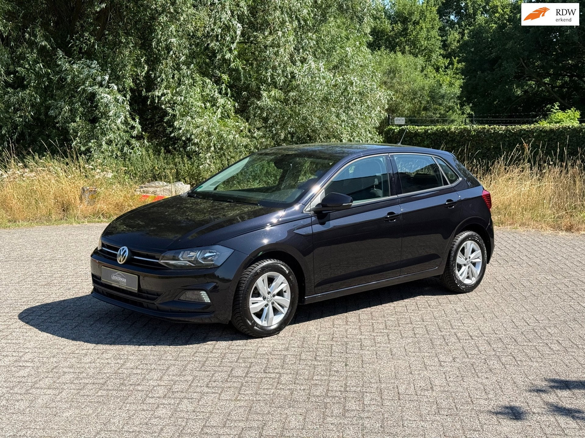 Volkswagen Polo 1.0 TSI Highline DSG I CARPLAY I PDC I CLIMA, Auto's, Volkswagen, Gebruikt, 95 pk, Zwart, Origineel Nederlands