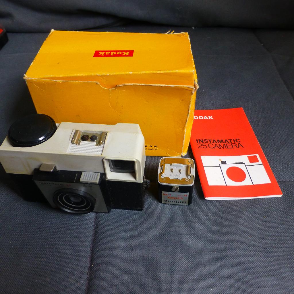 Kodak instanmatic in de originele doos, Ophalen of Verzenden, Zo goed als nieuw, Compact, Kodak