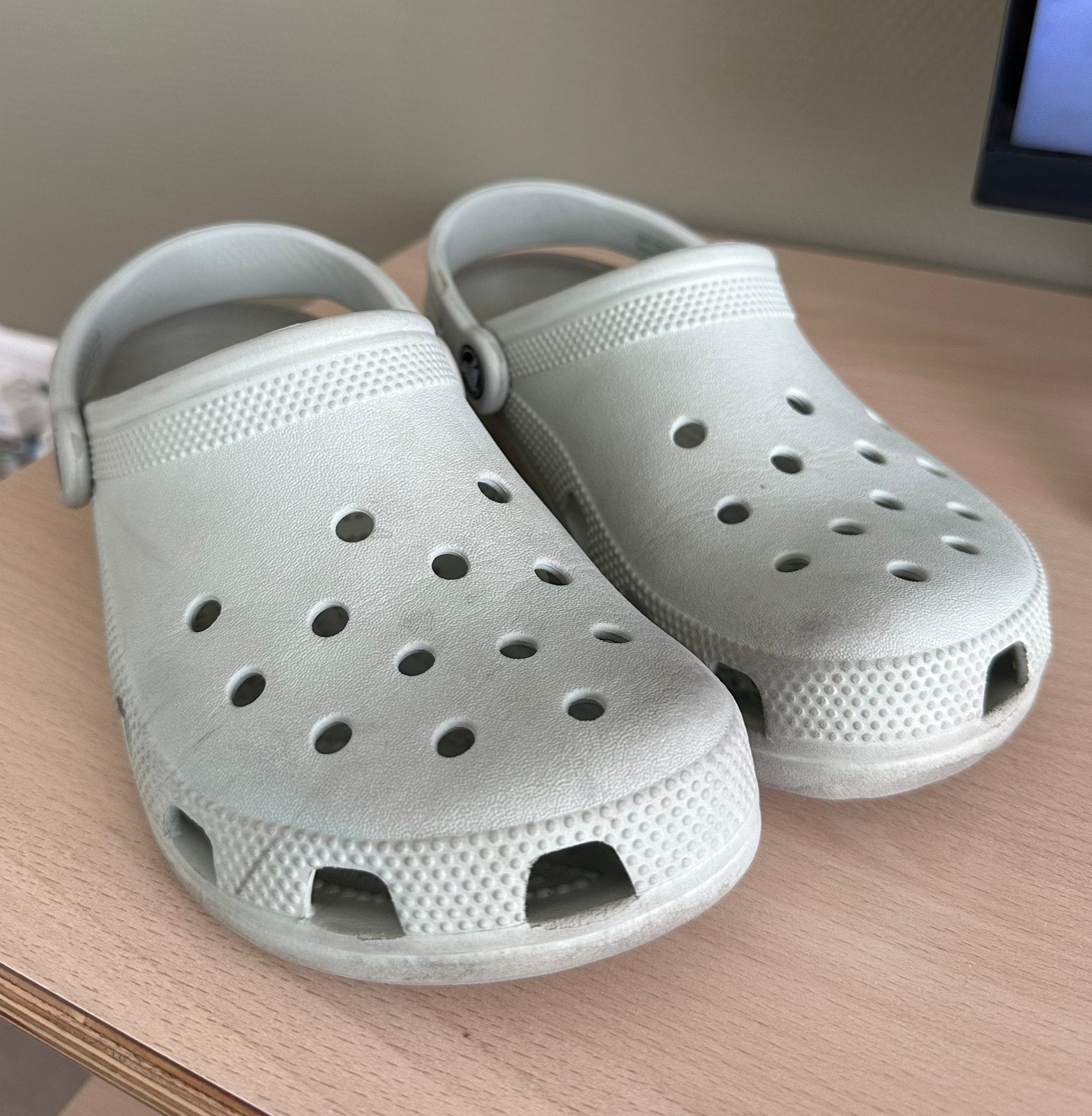 Mintgroene classis clogs van Crocs - maat 36/37, Ophalen of Verzenden, Zo goed als nieuw