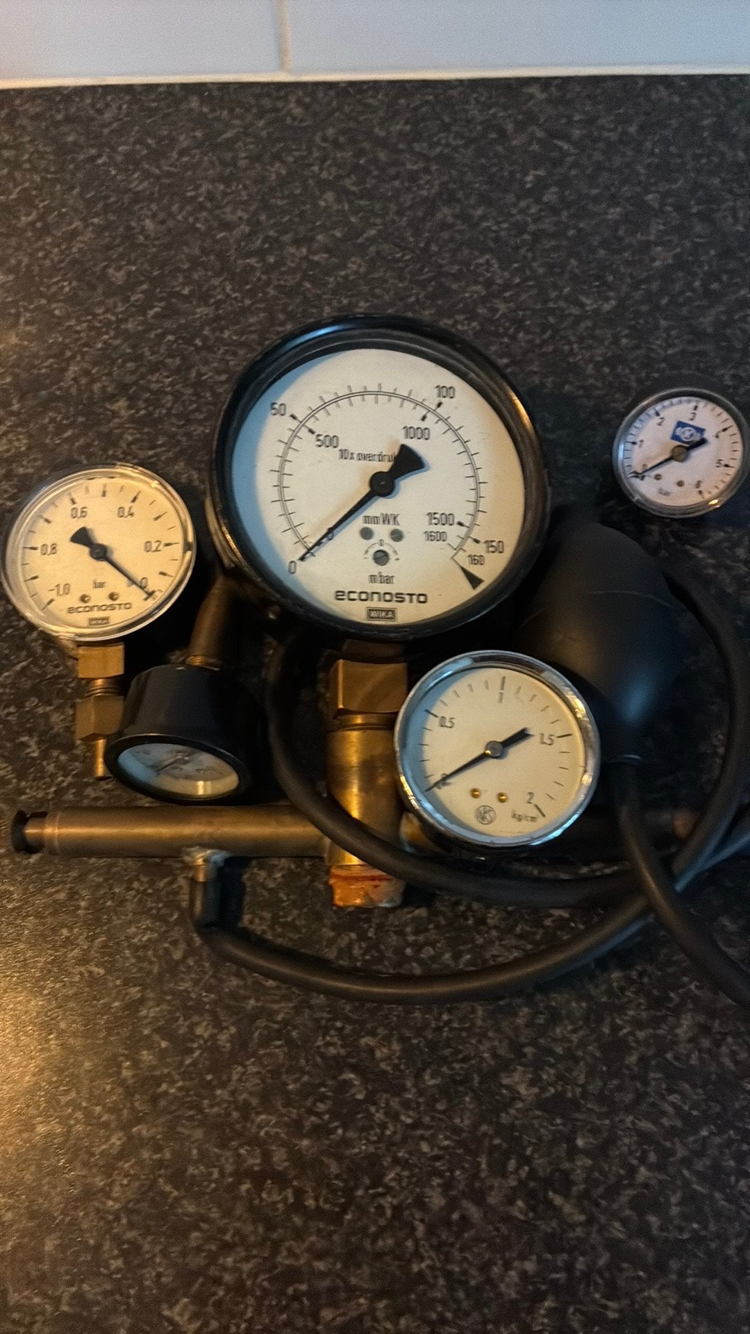 In 1 koop 5 stuks  Econosto WIKA - Drukmeters, Ophalen of Verzenden, Gebruikt, Druk