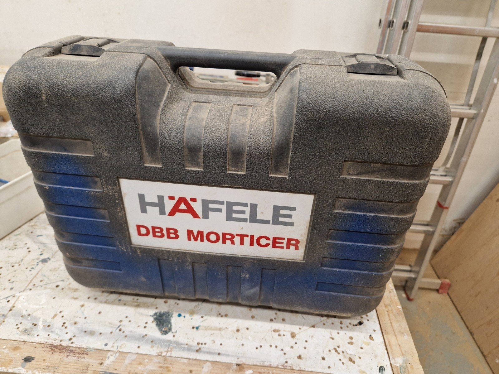 slotgatenboor, Ophalen, Zo goed als nieuw