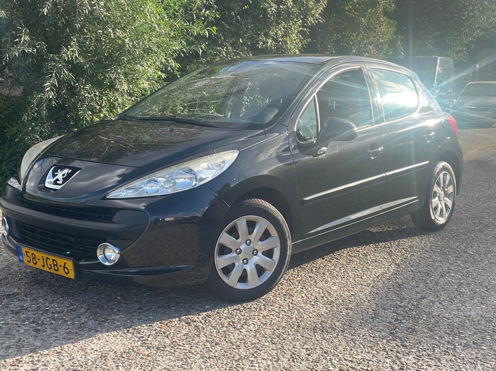 Peugeot 207 1.4 VTI 16V 5DRS 2009 Zwart / AIRCO / JVC / APK*, Voorwielaandrijving, 1145 kg, Zwart, Origineel Nederlands