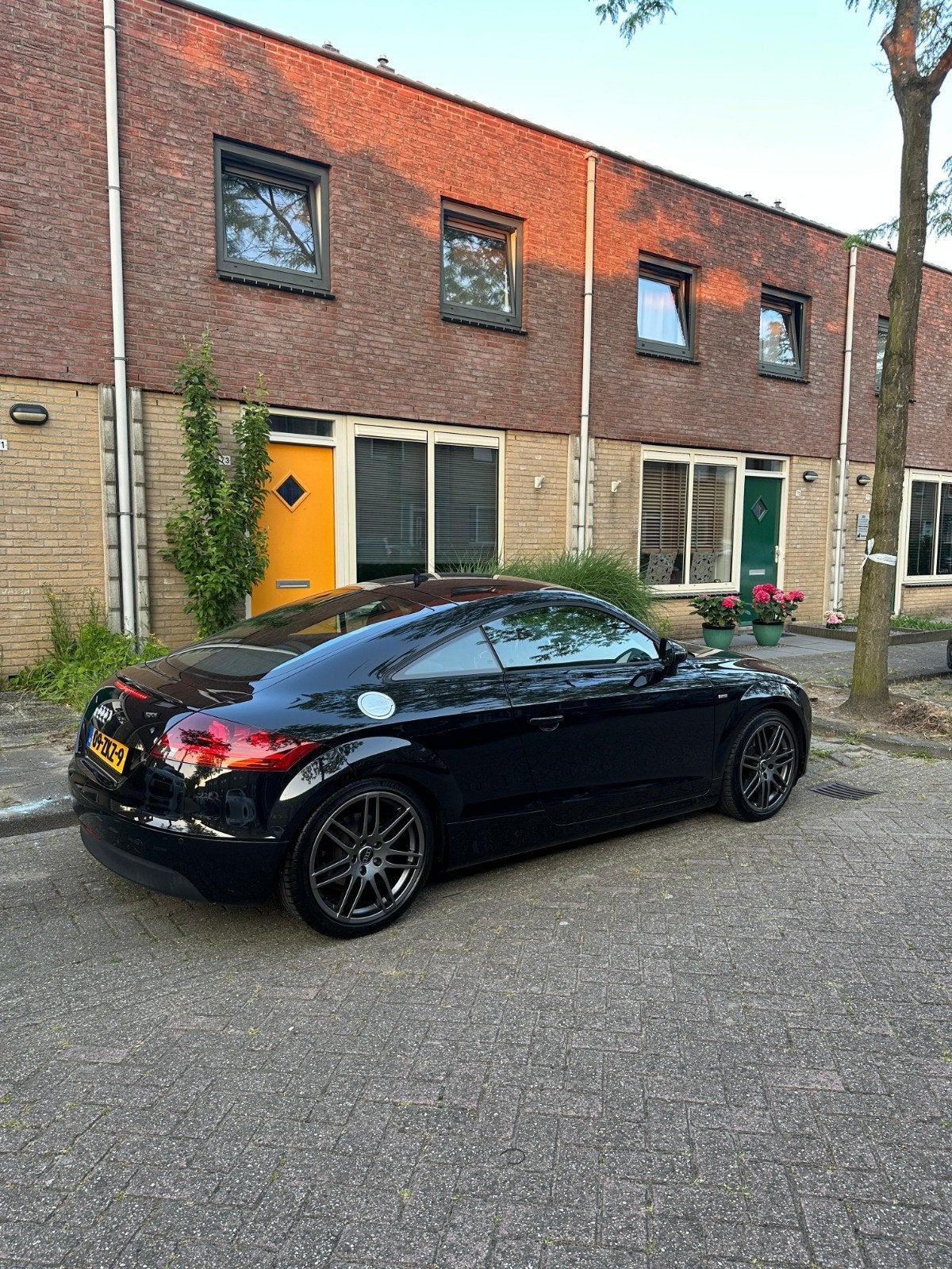 Audi TT 2.0 S-Line Tfsi Coupe 2007 Zwart 266PK 396NM, Auto's, TT, Zwart, 4 cilinders, 1984 cc