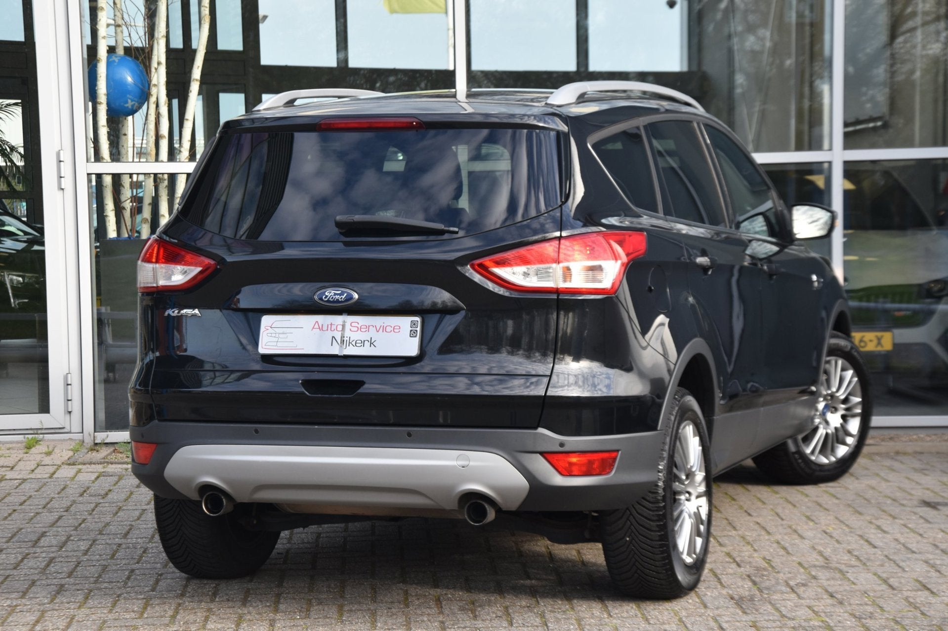 Ford Kuga 1.6 182PK 4WD Aut. Titanium | Pano | Leder | Navi, Gebruikt, Zwart, 4 cilinders, Zwart