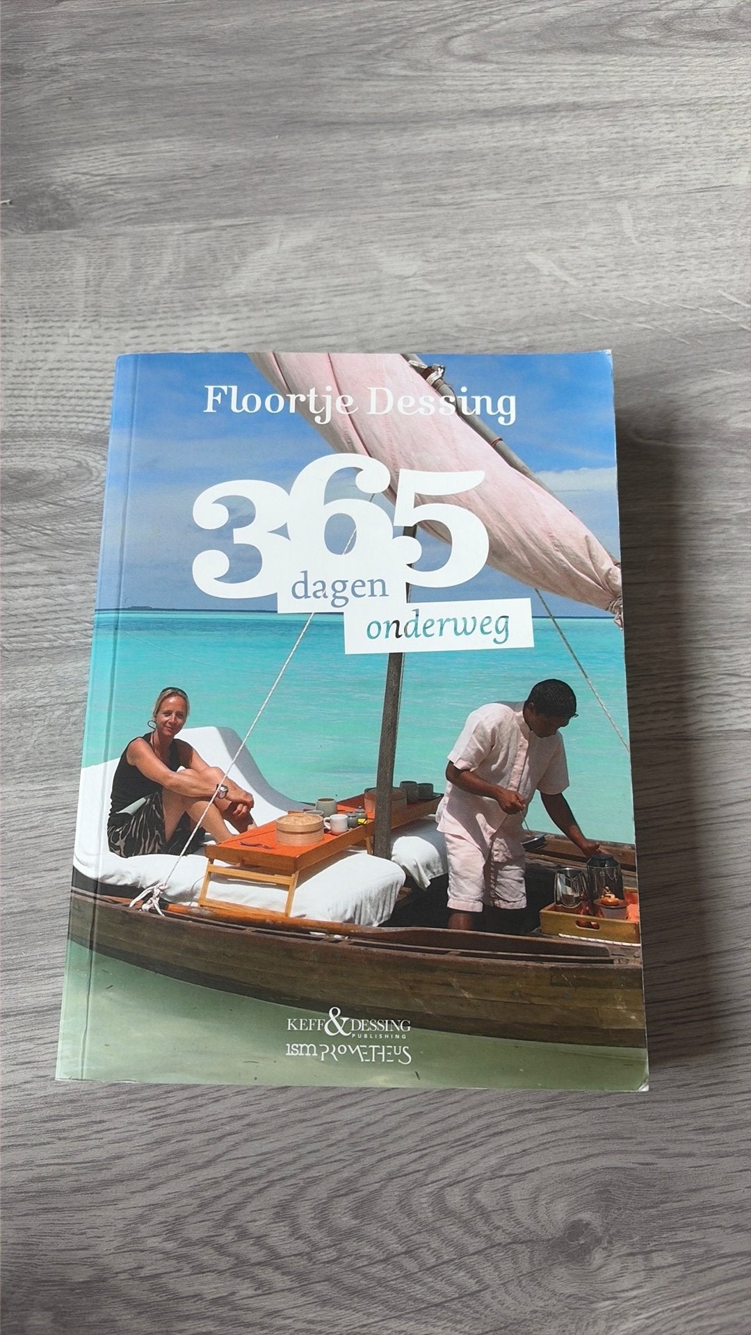 365 dagen onderweg, Boeken, Europa, Ophalen of Verzenden, Zo goed als nieuw, Reisgids of -boek