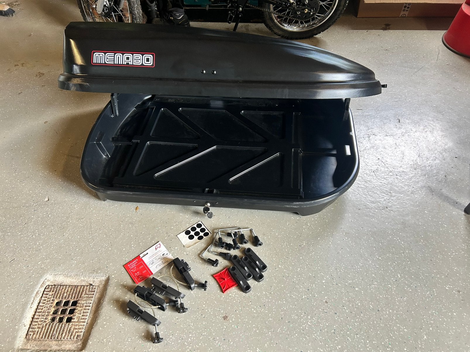 Dakkoffer 320 liter, Ophalen