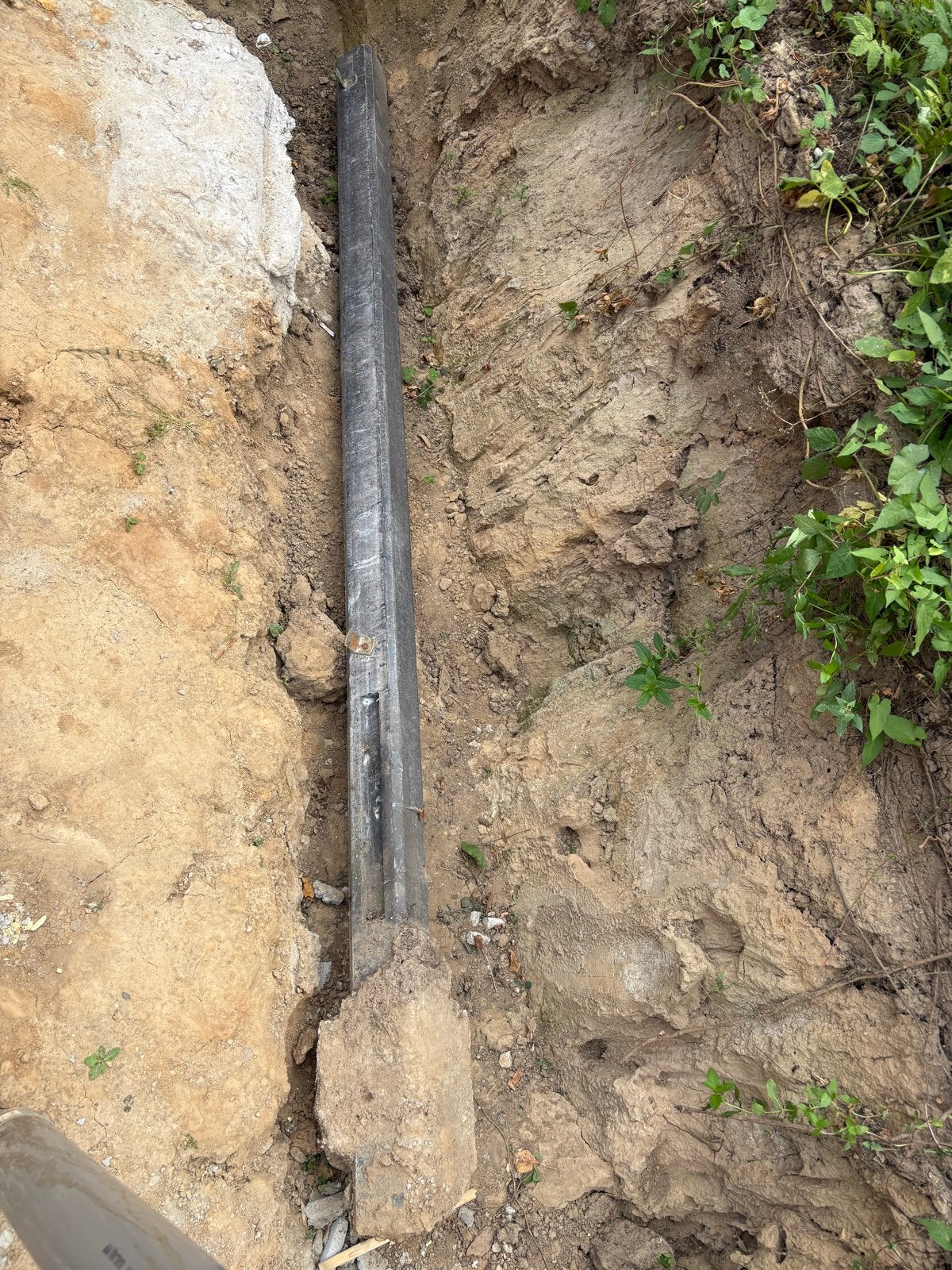 Gratis 2 Betonnen palen 2,74 lang, Ophalen, Gebruikt, 250 cm of meer, Palen