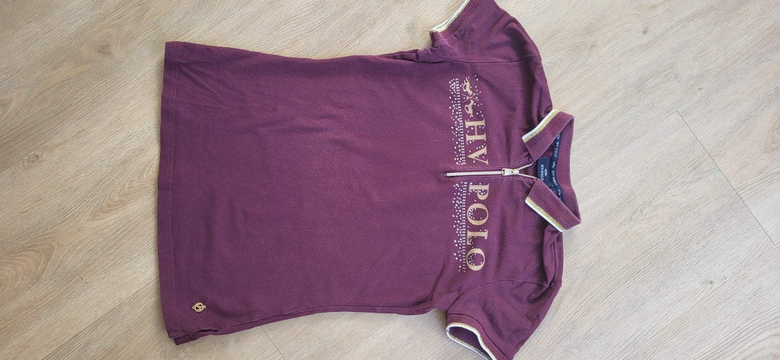 HV Polo bordeauxrode polo met strass steentjes, maat XS, Ophalen of Verzenden, Korte mouw, HV Polo, Maat 34 (XS) of kleiner