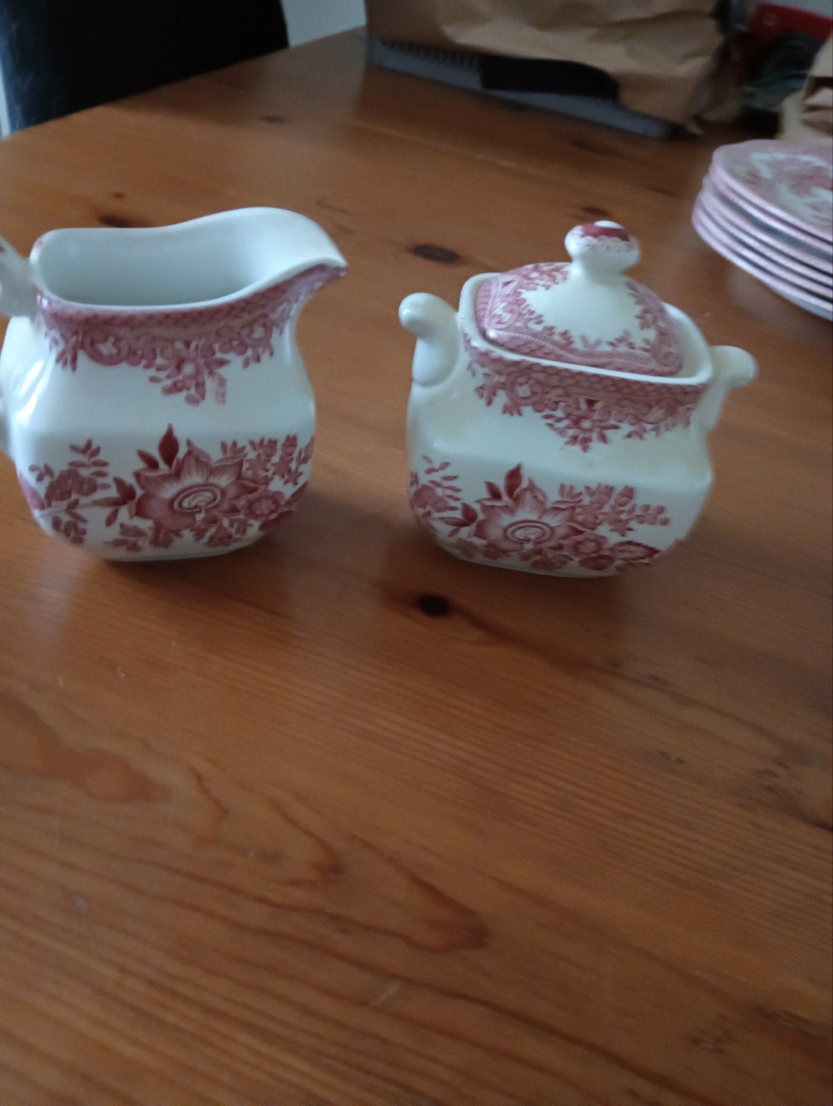 Compleet Rosewood theeservies, Antiek en Kunst, Antiek | Servies compleet, Ophalen of Verzenden