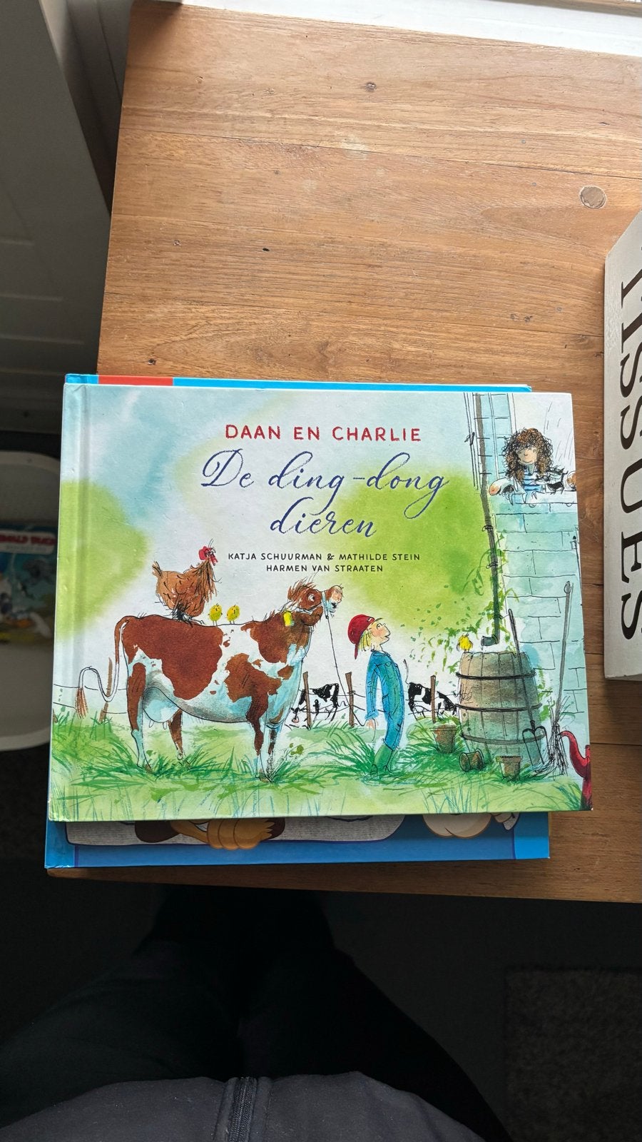 Daan en Charlie: De ding-dong dieren - Katja Schuurman, Ophalen of Verzenden, Zo goed als nieuw, Fictie algemeen