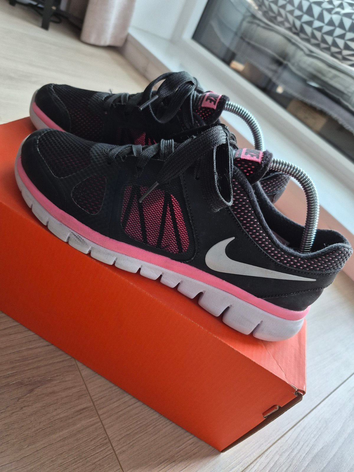 Nike flex sneakers maat 38, Kleding | Dames, Schoenen, Ophalen of Verzenden, Nike flex, Sneakers of Gympen, Zo goed als nieuw