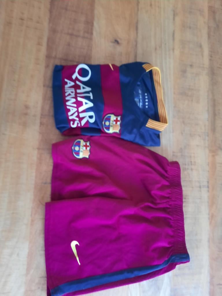 FC Barcelona Thuistenue Nike Dri-FIT (shirt + broekje), Kinderen en Baby's, Kinderkleding | Maat 152, Ophalen, Gebruikt, Setje