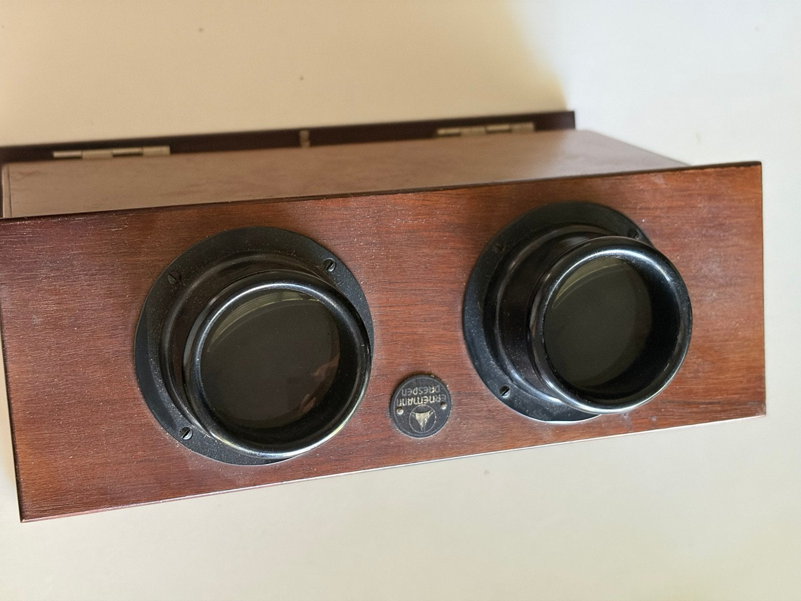 Stereoscoop hout  Ernemann Dresden, 2 foto kaarten, met doos, Verzamelen, Ophalen of Verzenden, Voor 1940, Projector