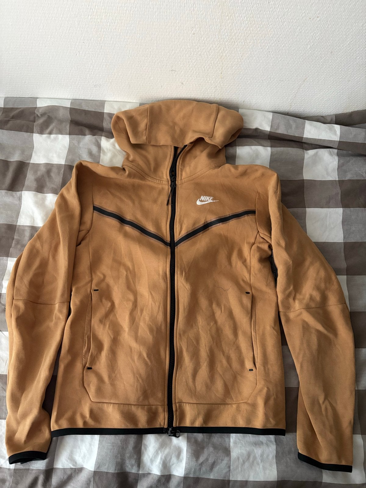 Nike Tech Fleece Set - Hoodie & Joggingbroek, Ophalen of Verzenden, Zo goed als nieuw, Maat 46 (S) of kleiner, Bruin
