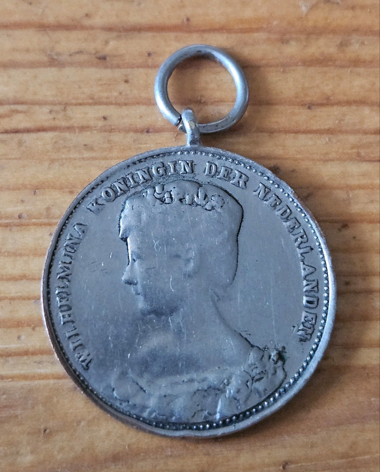 Inhuldigingspenning Koningin Wilhelmina 1898, Ophalen of Verzenden, Overige materialen, Nederland