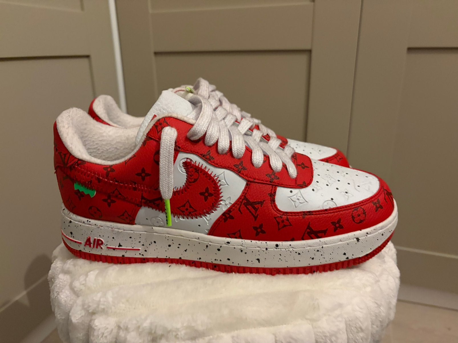 Louis Vuitton Nike Air Force 1, Ophalen, Zo goed als nieuw, Wit
