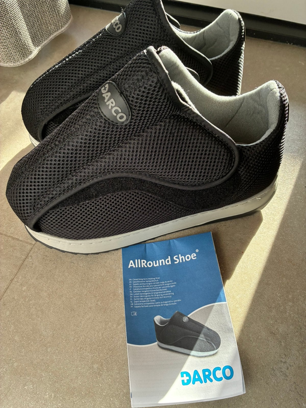 Verbandschoenen 2 stuks maat M nieuw niet gebruikt, Diversen, Verpleegmiddelen, Ophalen of Verzenden, Nieuw