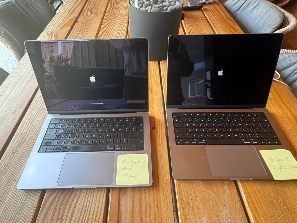 Apple MacBook Pro M1 14-inch (2021) 16GB 512GB 2 stuks, Computers en Software, Apple Macbooks, MacBook Pro, Qwerty, Overige groottes