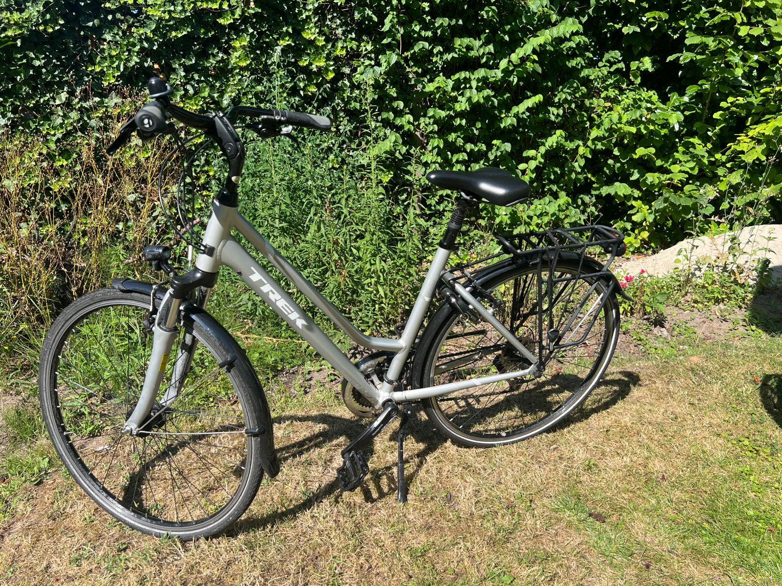 Trek hybride damesfiets 2019 –Inclusief ABUS ART-kettingslot, Fietsen en Brommers, 56 cm of meer, Zo goed als nieuw, Meer dan 20 versnellingen