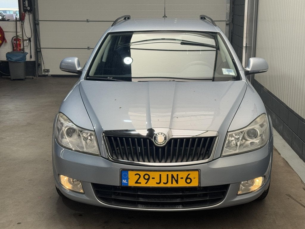 Skoda Octavia Combi 1.4 TSI Ambition Nette Wagen Technisch S, Auto's, Voorwielaandrijving, Euro 5, Stof, Gebruikt