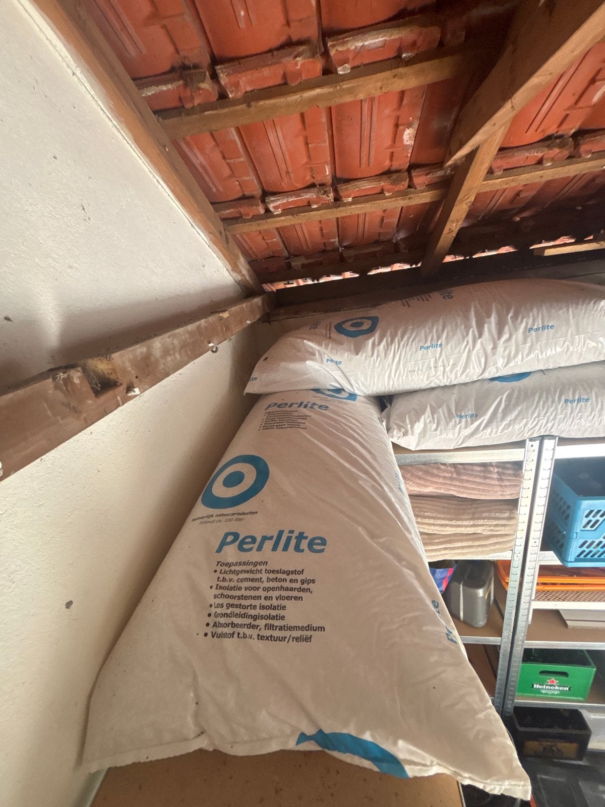 Perlite isolatiekorrels - Zakken van 100 liter, Doe-het-zelf en Verbouw, Ophalen, Overige materialen, 12 cm of meer, Nieuw