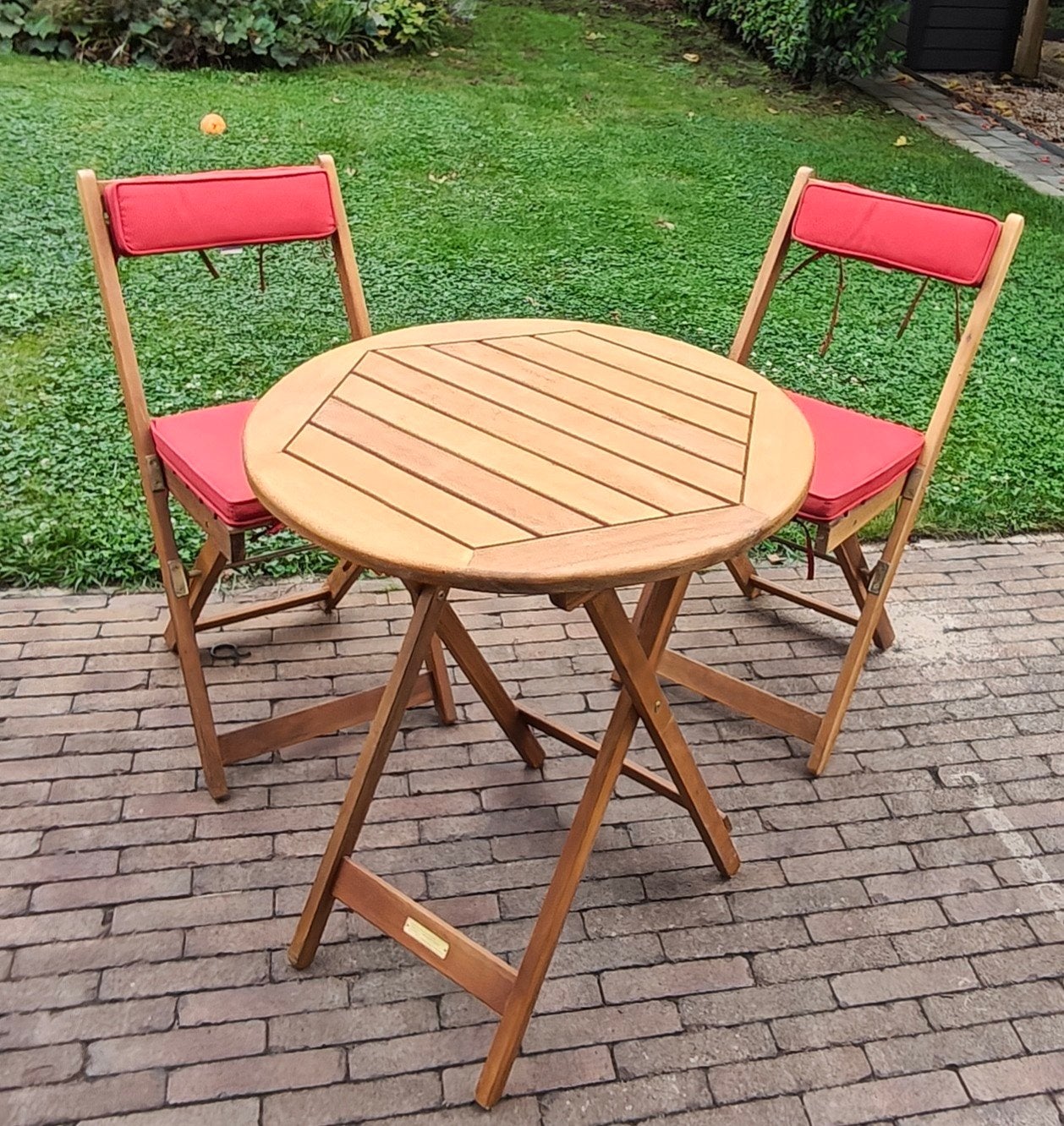 Hardhouten bistroset met kussens, Tuin en Terras, Tuinsets en Loungesets, Hardhout, Zo goed als nieuw, Tuinset, Ophalen