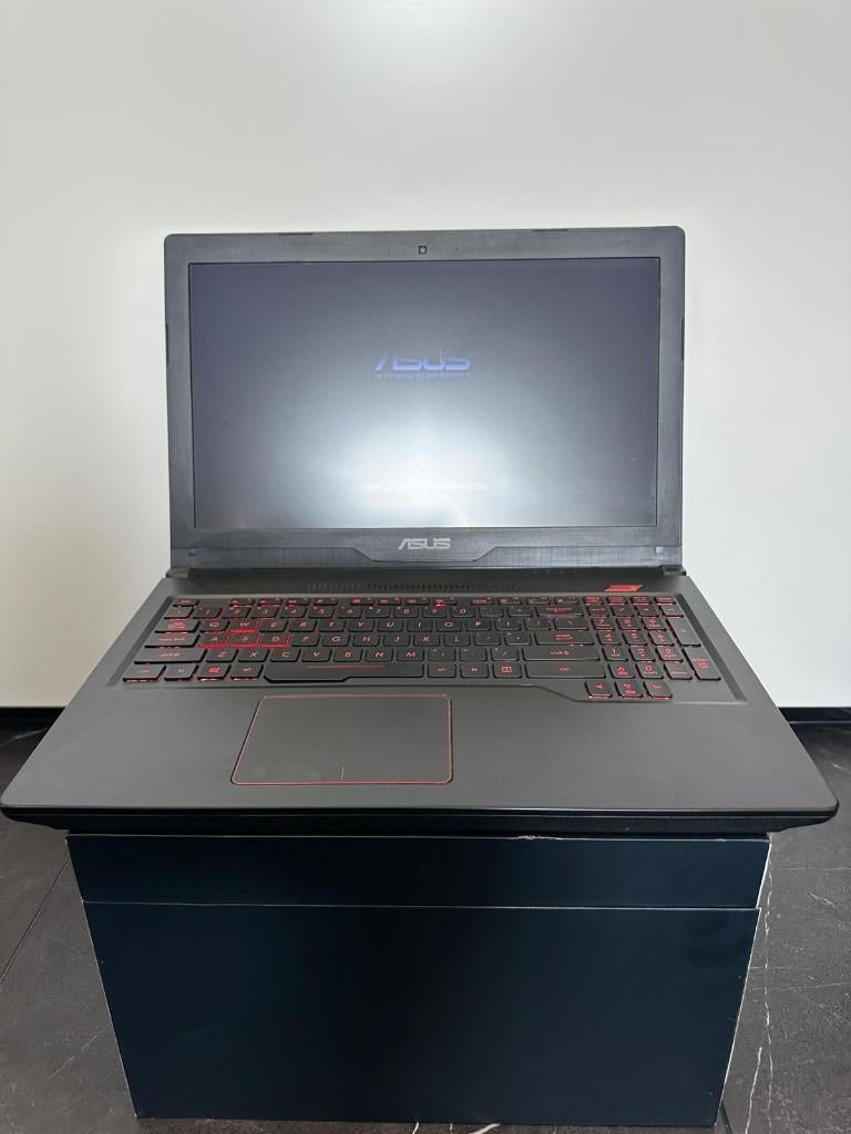 ASUS Laptop i7 / 32GB DDR4 / 2GB GTX 1050 / 512GB NVME GEN4, Met videokaart, Intel® Core™ i7 , Zo goed als nieuw, Gaming