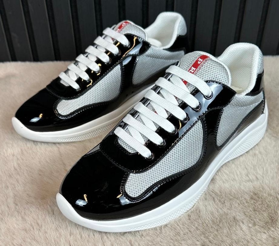 Prada Cups Zwart Wit - Nieuw - Maten 39-46, Ophalen of Verzenden, Zwart, Sneakers of Gympen