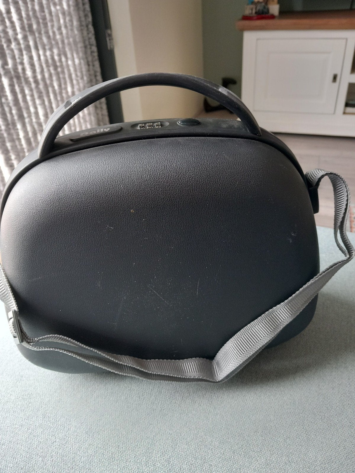 Mooie beauty case, Ophalen, Zwart, Hardcase, Zo goed als nieuw