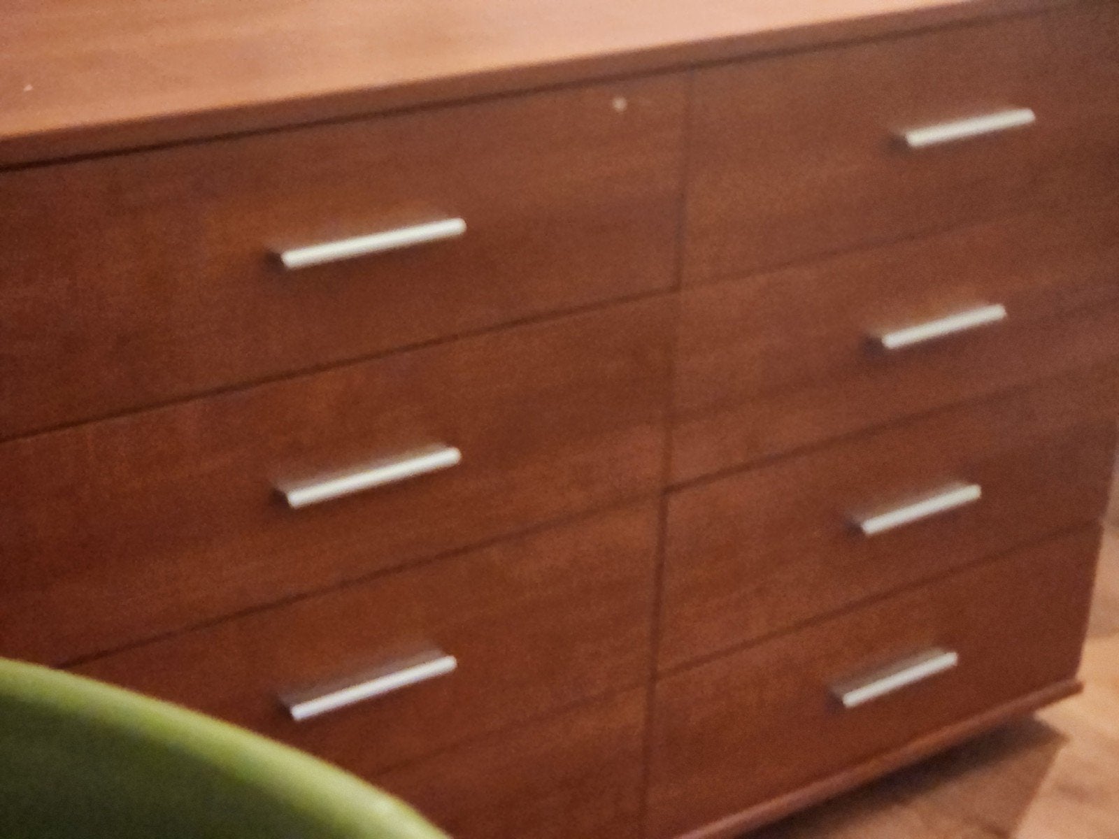 Gratis ophalen gebruikte dressoir met 8 lades