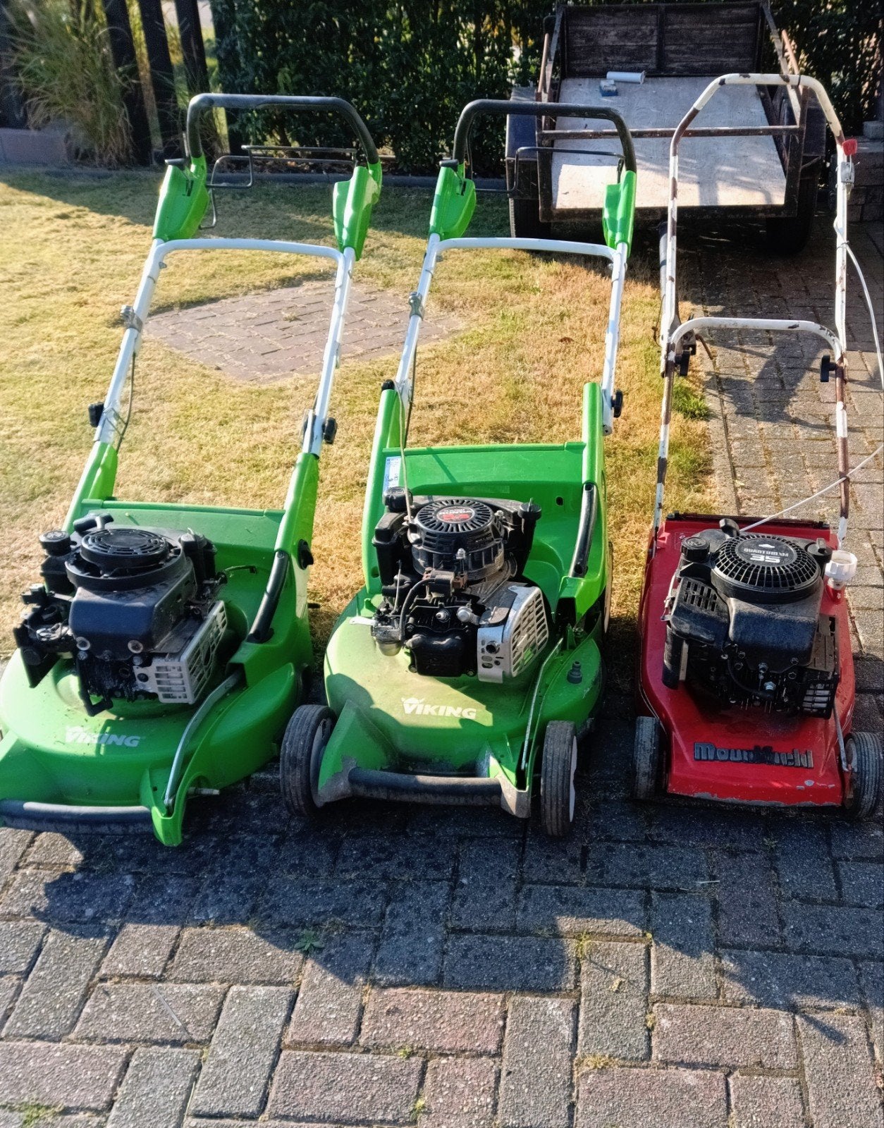 Partij van 3 Benzine Grasmaaiers - opknappers/onderdelen, Ophalen, Gebruikt, Benzine-grasmaaier, Viking