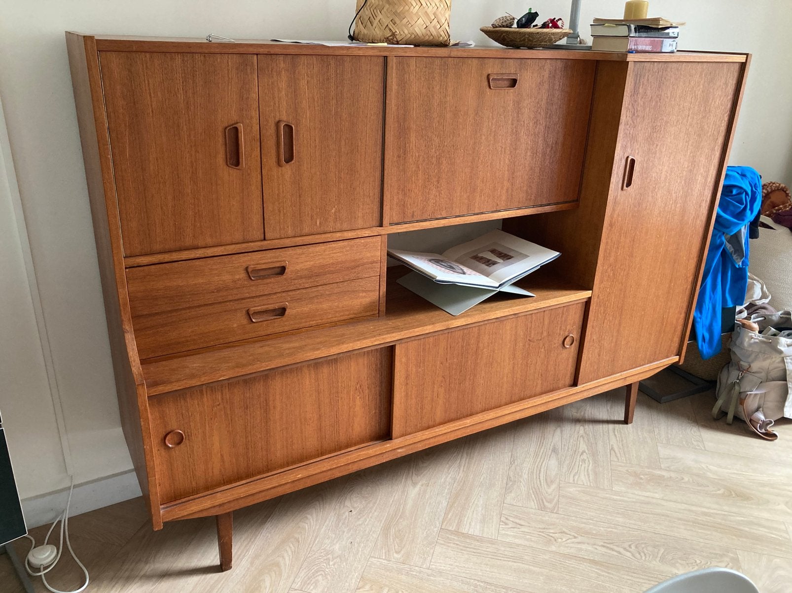 Prachtig vintage dressoir, Ophalen, Zo goed als nieuw, 25 tot 50 cm, 150 tot 200 cm