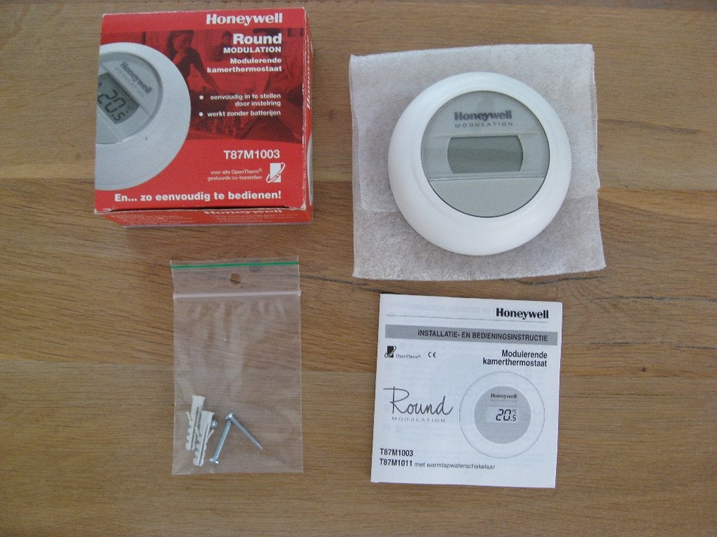 Nieuwe Honeywell modulerende thermostaat T87M1003, Ophalen of Verzenden, Nieuw