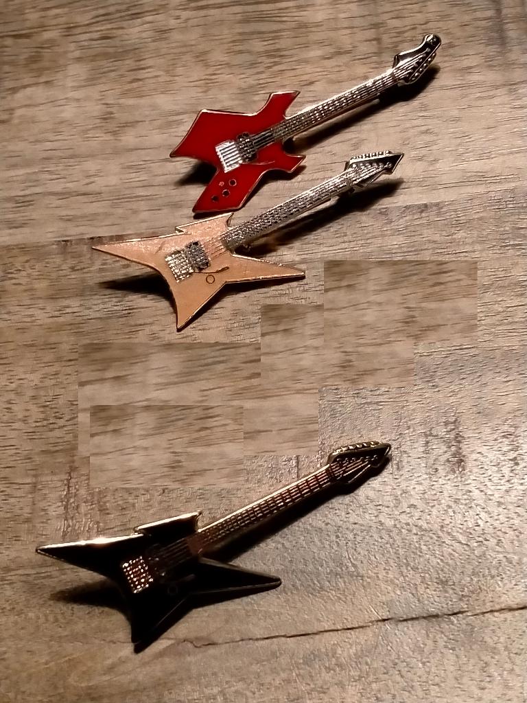Gitaar rock pop logo speldjes speld vintage heavy metal, Verzenden, Zo goed als nieuw, Overige onderwerpen