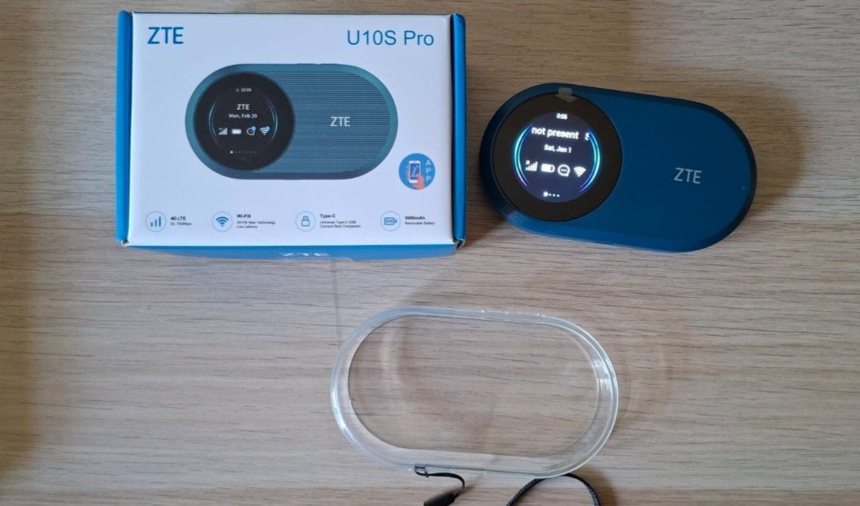 ZTE U10S Pro 4G LTE Mobiele WiFi Hotspot Router, Ophalen, Zo goed als nieuw