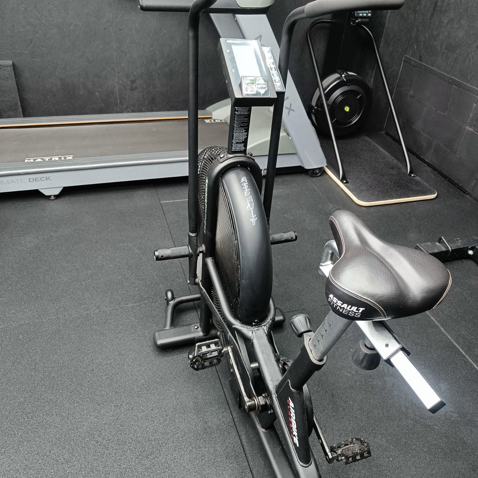 Assault Fitness Airbike - Zo goed als nieuw, Sport en Fitness, Fitnessapparatuur, Ophalen, Benen, Zo goed als nieuw, Airbike