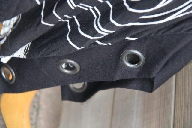 Jurk zwart/ wit Ophilia mt 5 (52/54) cold shoulder Vaste AAN, Kleding | Dames, Grote Maten, Ophalen of Verzenden, Zo goed als nieuw