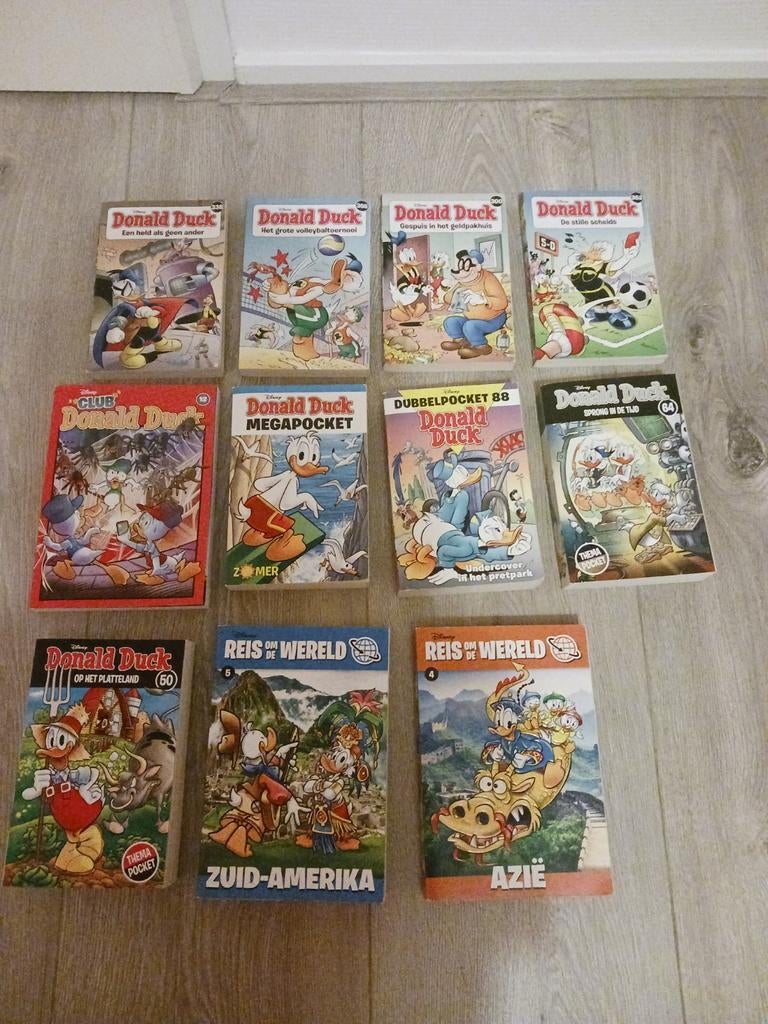 11 Donald Ducks, Ophalen of Verzenden, Zo goed als nieuw