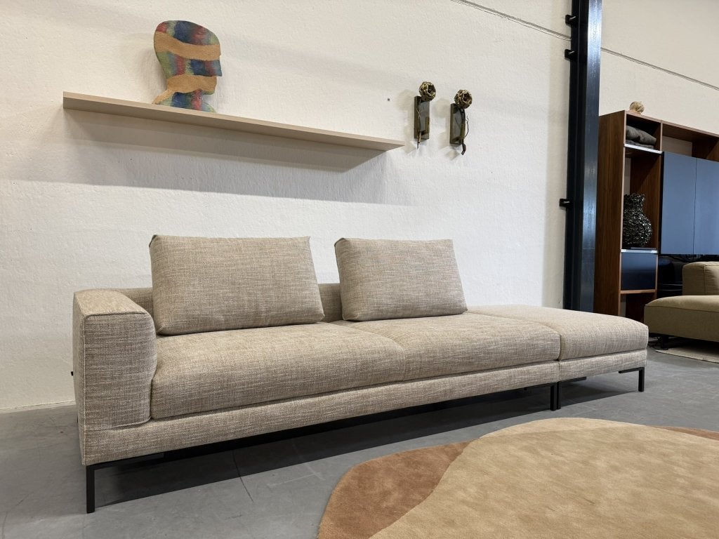 Nieuw Design on Stock Aikon Lounge 4 zits Bank Poef Balmora, Gompenstraat 15, 75 tot 100 cm, Ophalen of Verzenden, Rechte bank