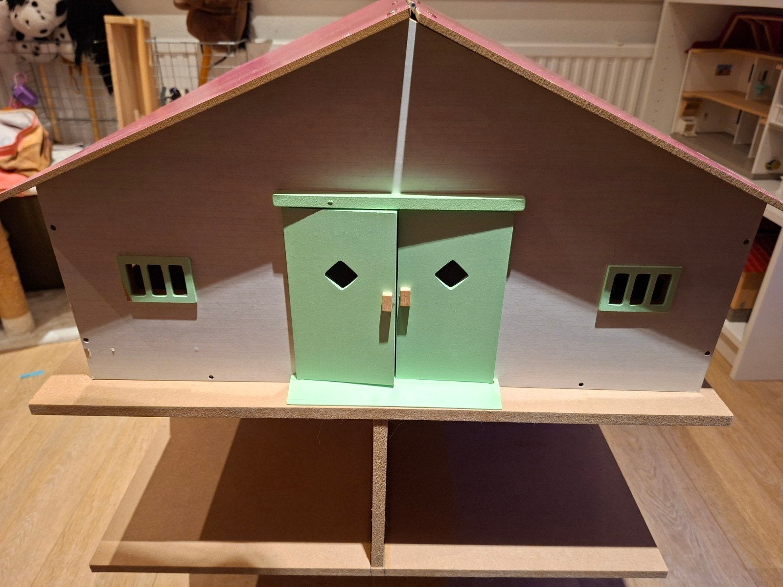 Grote houten paardenstal van kids globe, Ophalen, Gebruikt, Poppenhuis