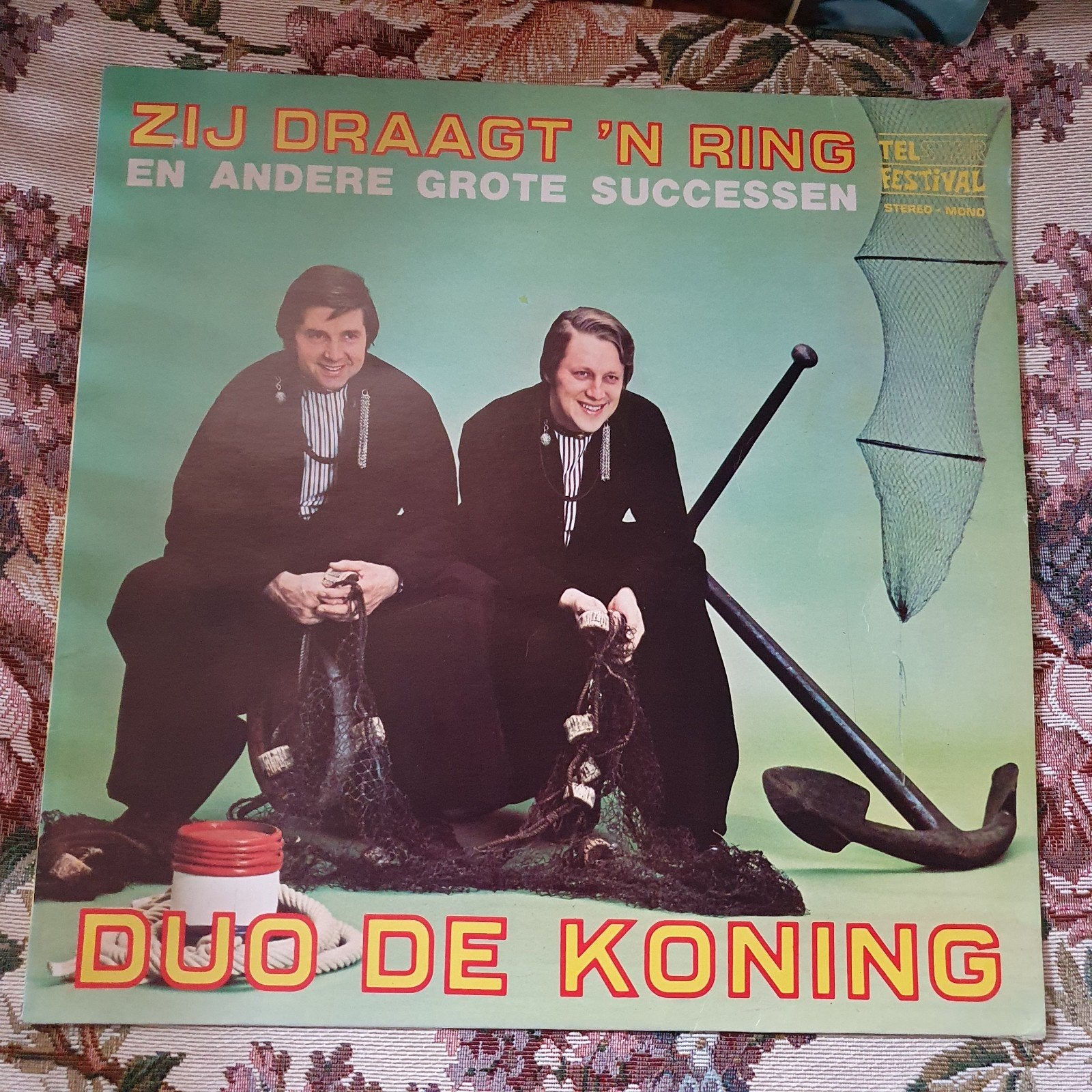 Duo De koning  - Zij draagt een ring   - Telstar Festival, Ophalen of Verzenden, Gebruikt, 12 inch, Levenslied of Smartlap