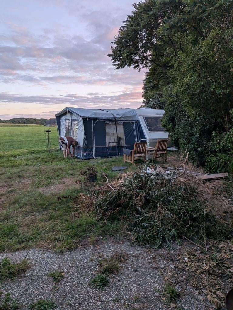 Beyerland 380-B uit 1992 met voortent, luifel en magnetron, Dwarsbed, Treinzit, Tot en met 3, Particulier